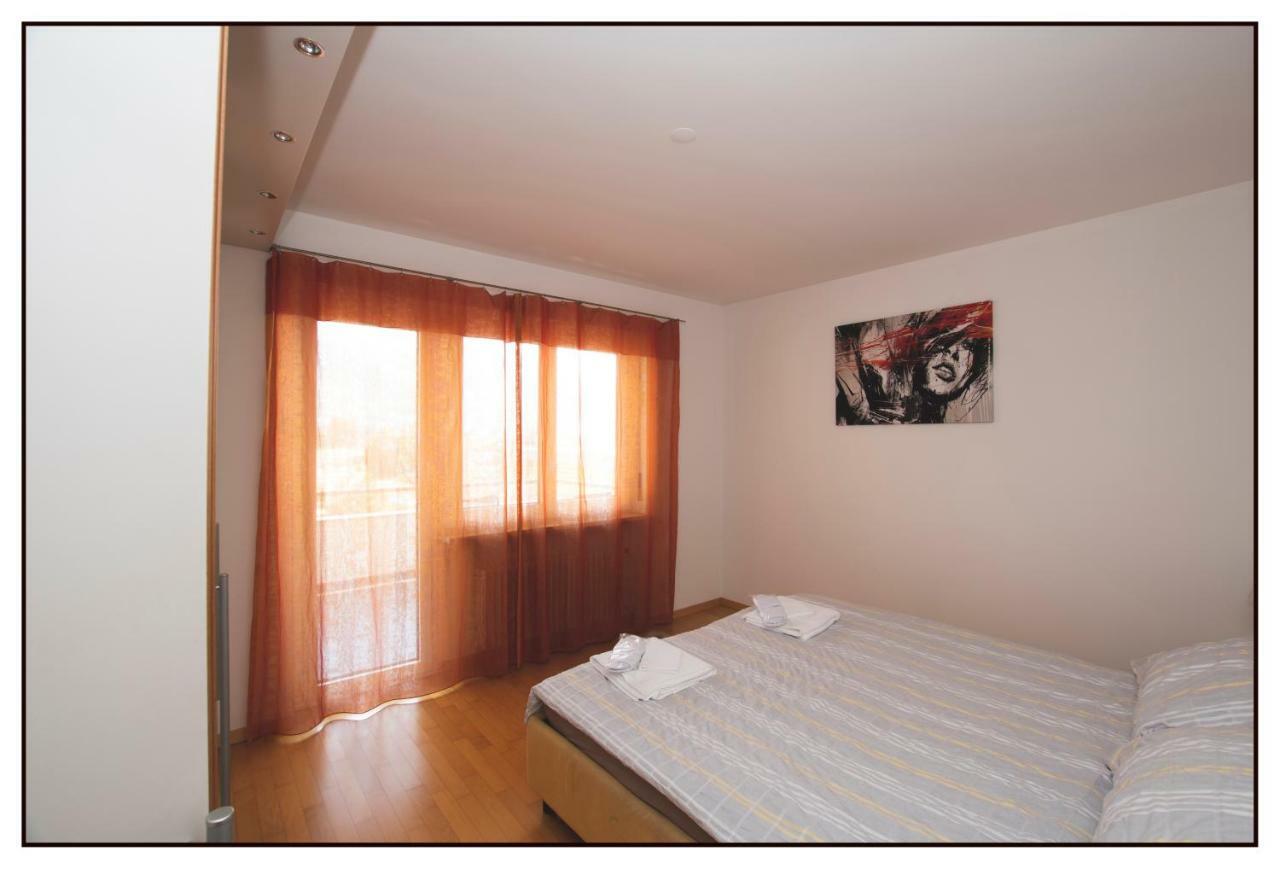 Schoene Ferienwohnung Mit Panoramablick Locarno Exterior foto